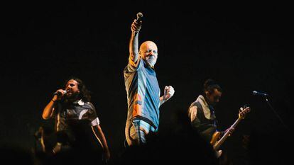 Gustavo Cordera en uno de sus conciertos.
