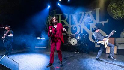Rival Sons actuando en The Fillmore de Detroit, Michigan, en enero de 2023.