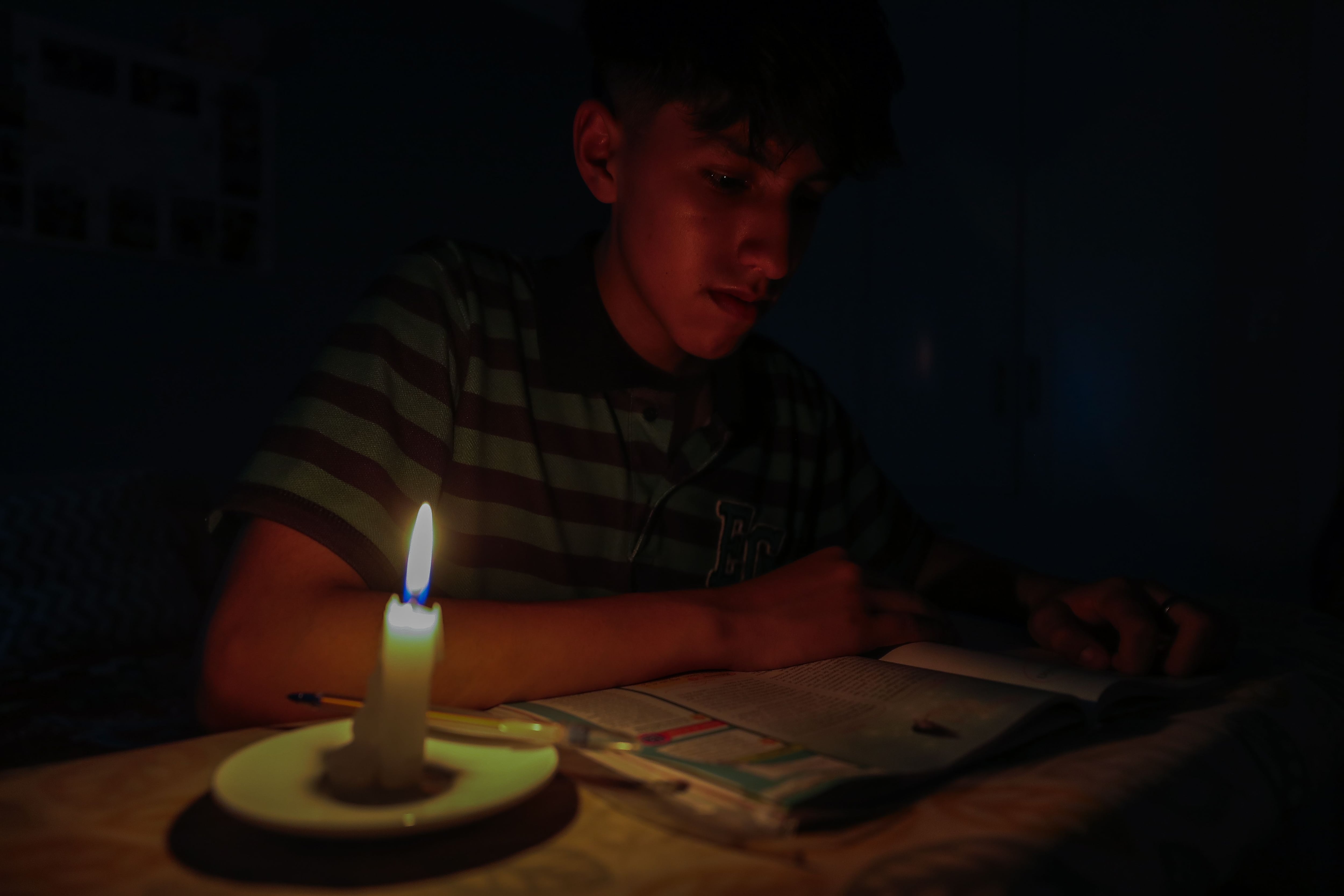 Ecuador se paraliza durante dos días por una grave crisis energética
