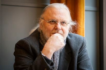 El escritor y premio Nobel de Literatura, Jon Fosse, en el café Kaffistova de Oslo, el martes. 