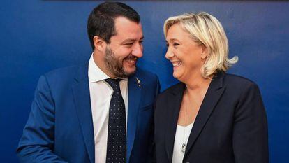 Matteo Salvini con Marine Le Pen