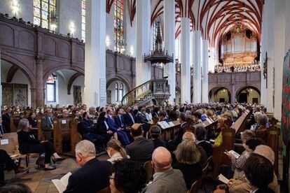 El impresionante aspecto que presentaba la Thomaskirche de Leipzig durante el concierto inaugural del pasado jueves.