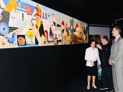 La ministra de Educación, Isabel Celaá y el Rey Felipe VI, en la inauguración de la exposición de César Manrique, este miércoles.