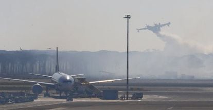 Extinci&oacute;n del incendio en el aeropuerto de Fiumicino (Roma)