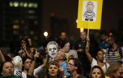 Protesta contra el Gobierno de Brasil.