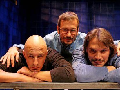 De izquierda a derecha, Roberto &Aacute;lamo, David Serrano y Sergio Peris-Mencheta, ayer en los Teatros del Canal.