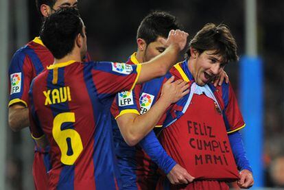 Messi dedica su gol a su madre
