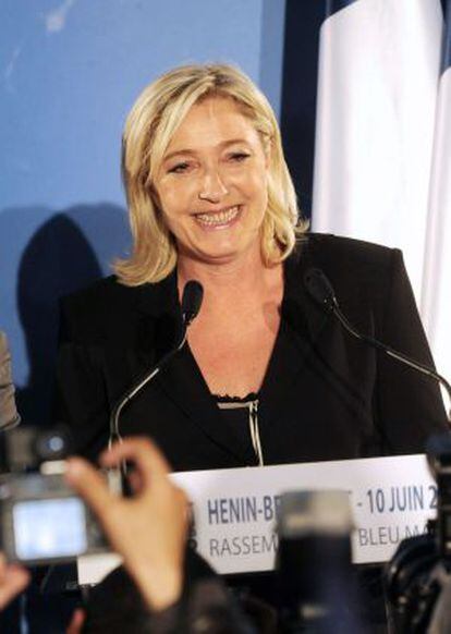Marine Le Pen celebra su resultado.