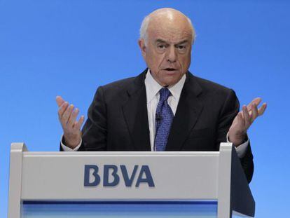 El president del BBVA, Francisco González, durant la seva intervenció en l'última junta d'accionistes.