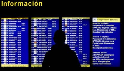 Pantallas de informaci&oacute;n de vuelos del aeropuerto de El Prat
