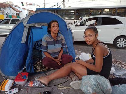 Vanessa Ferreira y su hija, Maria Julia, viven en Santana, en el norte de São Paulo.