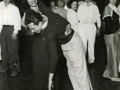 Pareja de un torneo de baile en el Olympia en marzo de 1934.