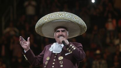 Vicente Fernández, en un concierto en 2013 en San José, California.