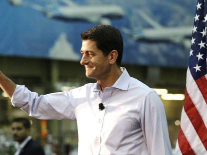 El líder de los republicanos en el Congreso, Paul Ryan, este jueves en la planta de Boeing en Everett (estado de Washington).