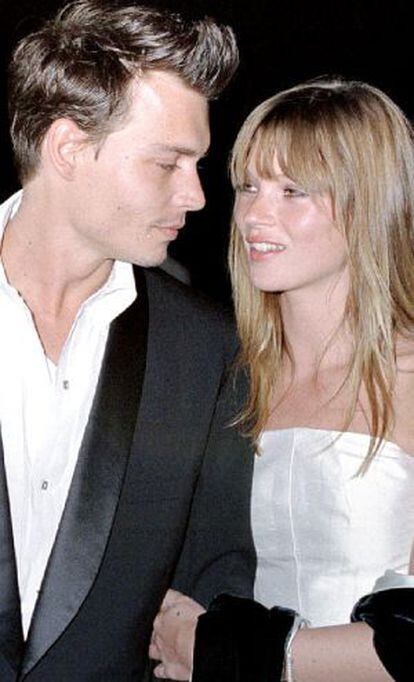 Johnny Depp y Kate Moss, cuando eran pareja.