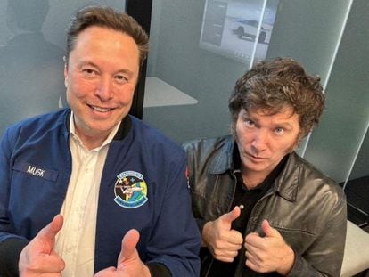 Elon Musk y Javier Milei, reunidos en la fábrica de Tesla de Austin (Texas) este viernes, en una imagen compartida por el mandatario argentino.
