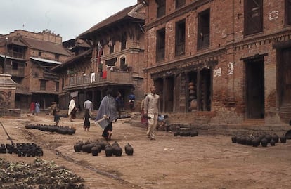 Cerámica secándose al aire libre en Bhaktapur.