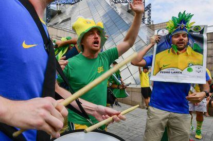 Aficionados de Brasil en Kazán, Rusia.