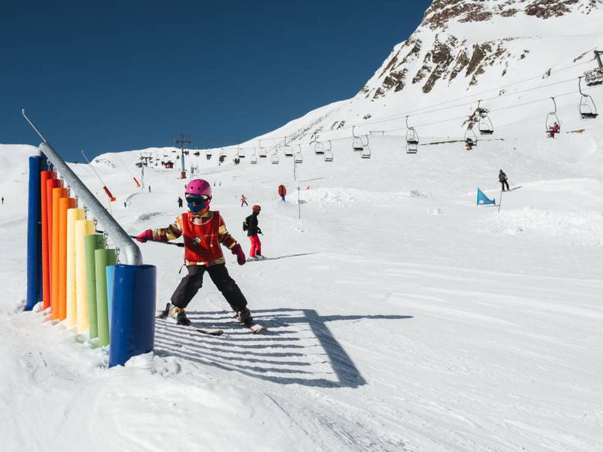 Lo que hay que saber para esquiar con niños | El Viajero | EL PAÍS