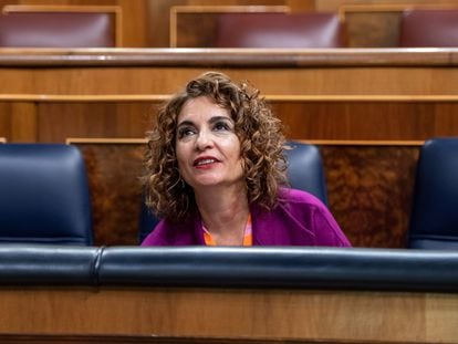 La ministra de Hacienda y Función Pública, María Jesús Montero, en el Congreso. EFE/ Fernando Villar
