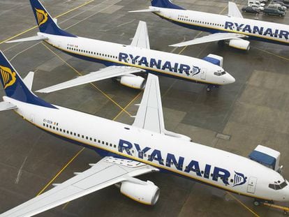 Ryanair amenaza con despedir a todos sus tripulantes que hagan huelga en España