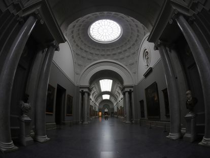 Galería del Museo del Prado vacía a consecuencia del cierre por la crisis sanitaria del Coronavirus.
