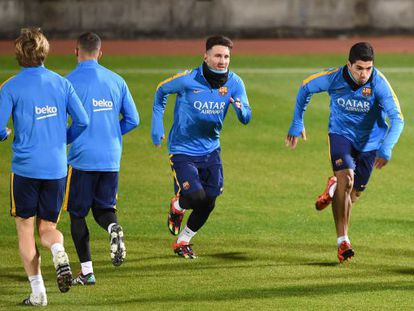 Messi i Suárez, en el primer entrenament del Barça al Japó.