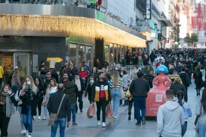 Aspecto de la madrileña calle Preciados esta semana.