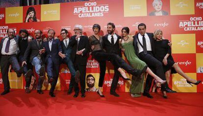 El equipo de 'Ocho apellidos catalanes', en la presentación del filme en Madrid.