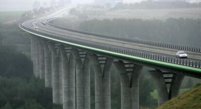 Imagen del viaducto Sacardon en Francia, operado por Sanef.