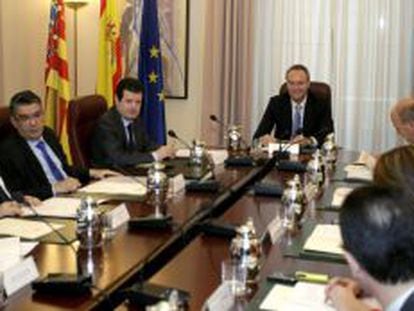 Alberto Fabra presidió el pleno del Consell, que ayer se reunió en Castellón.