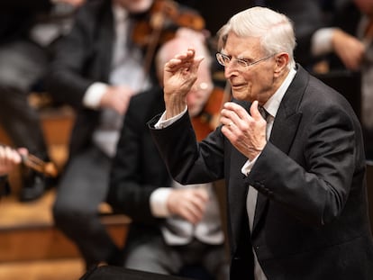 Herbert Blomstedt dirige a la Filarmónica de Viena en la Cuarta Sinfonía de Anton Bruckner.