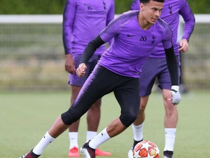Delle Ali, durante el último entrenamiento del Tottenham.