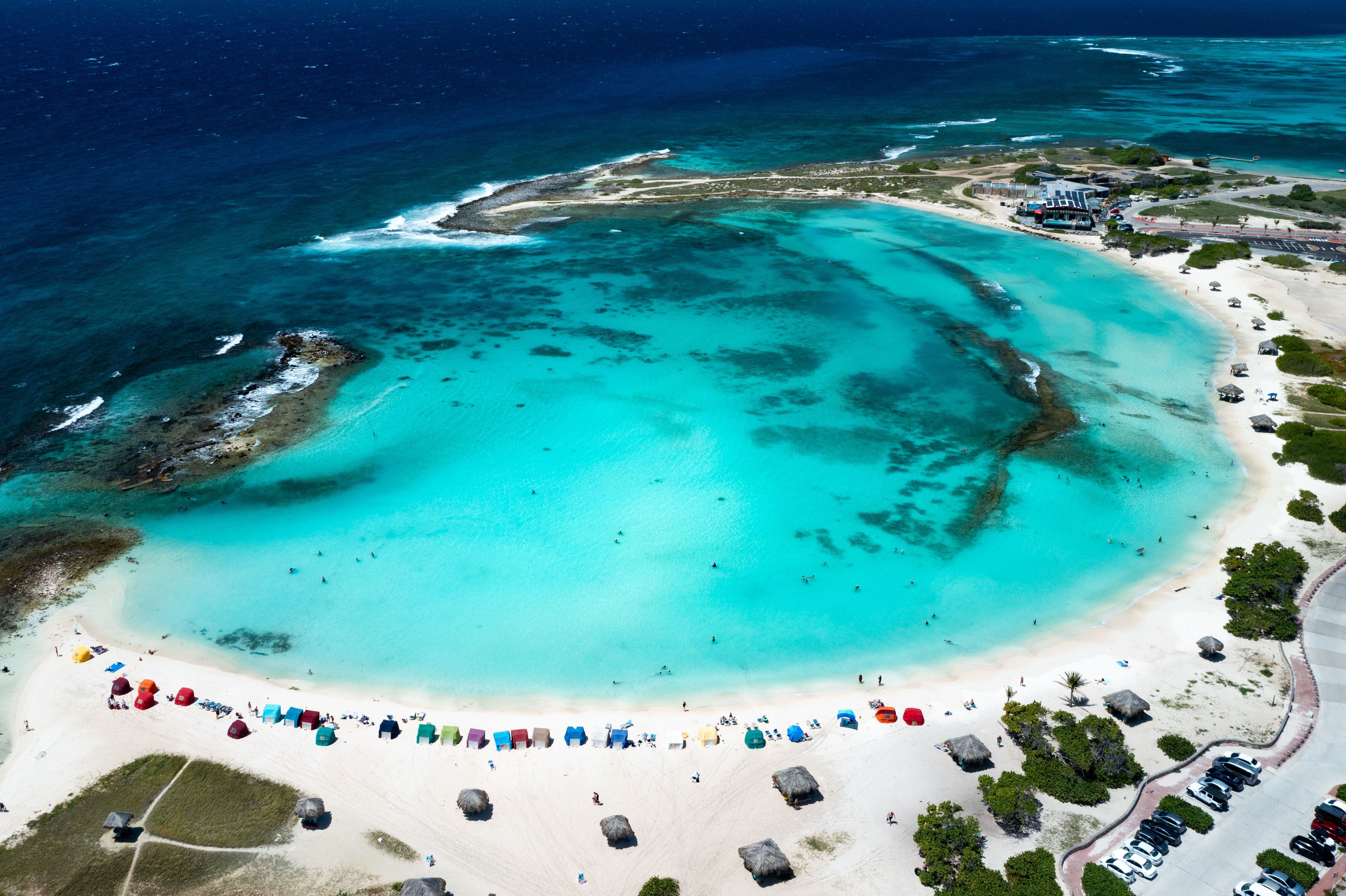 Vista aérea de Baby Beach, en la isla de Aruba.