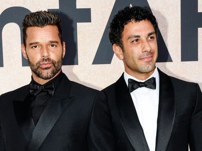Ricky Martin y Jwan Yosef, en la amfAR GALA celebrada el 26 mayo de 2022 en el Festival de Cannes.