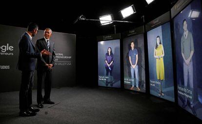 El presidente de EE UU, Barack Obama, y el presidente de Google, Sundar Pichai, durante una conversaci&oacute;n virtual con emprendedores, el pasado 24 de junio.