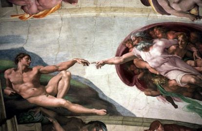 Vista parcial del fresco de 'La creación', de Miguel Ángel.