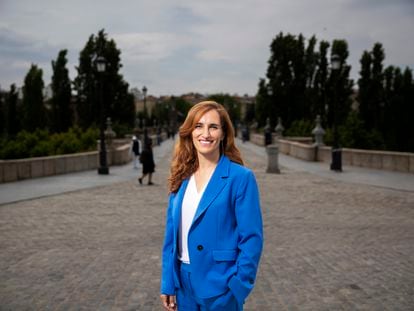 Mónica García, durante su entrevista con EL PAÍS en la campaña para las elecciones autonómicas de mayo de 2023.