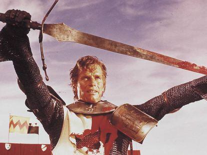 Charlton Heston, en un fotograma de 'El Cid'. En vídeo, el tráiler de la película.