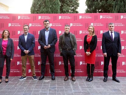 Los seis galardonados con los premios Rei Jaume I de 2021: de izquierda a derecha, Licia Verde, Antonio Cabrales, Eduard Batlle, Fernando Valladares, Nuria Oliver y Benito Jiménez.