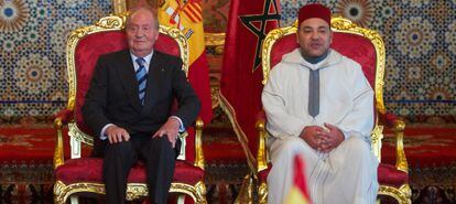 El rey Juan Carlos y Mohamed VI, el 16 de julio en Marruecos.