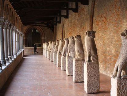 Colección de gárgolas en el claustro del Musée des Augustins, en Toulouse (Francia). 