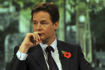 El viceprimer ministro británico, Nick Clegg, durante una entrevista en la BBC.