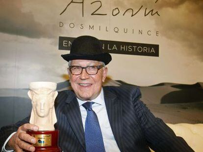 El escritor Fernando Delgado, ganador del premio Azorín de novela de 2015.