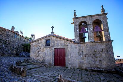 La iglesia de Nossa Senhora do Rocamador, y su torre del reloj, en Castelo Rodrigo