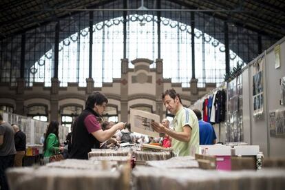 Visitants de la Fira Internacional del Disc de Barcelona.