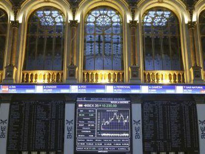 Vista general de un panel de la Bolsa de Madrid.