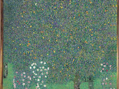 Francia restituirá el cuadro "Rosales debajo de los árboles" de Gustav Klimt a los herederos de la familia austriaca judía expoliada en 1938