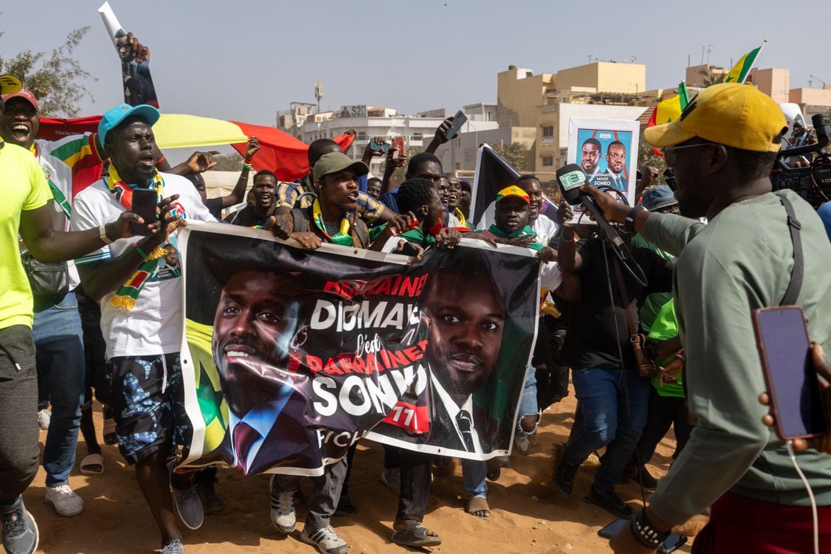 El presidente de Senegal fija las elecciones para el 24 de marzo forzado por el Constitucional | Internacional