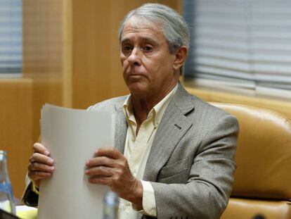 Eduardo Larraz, durante su comparecencia en la comisi&oacute;n de investigaci&oacute;n de la Asamblea de Madrid